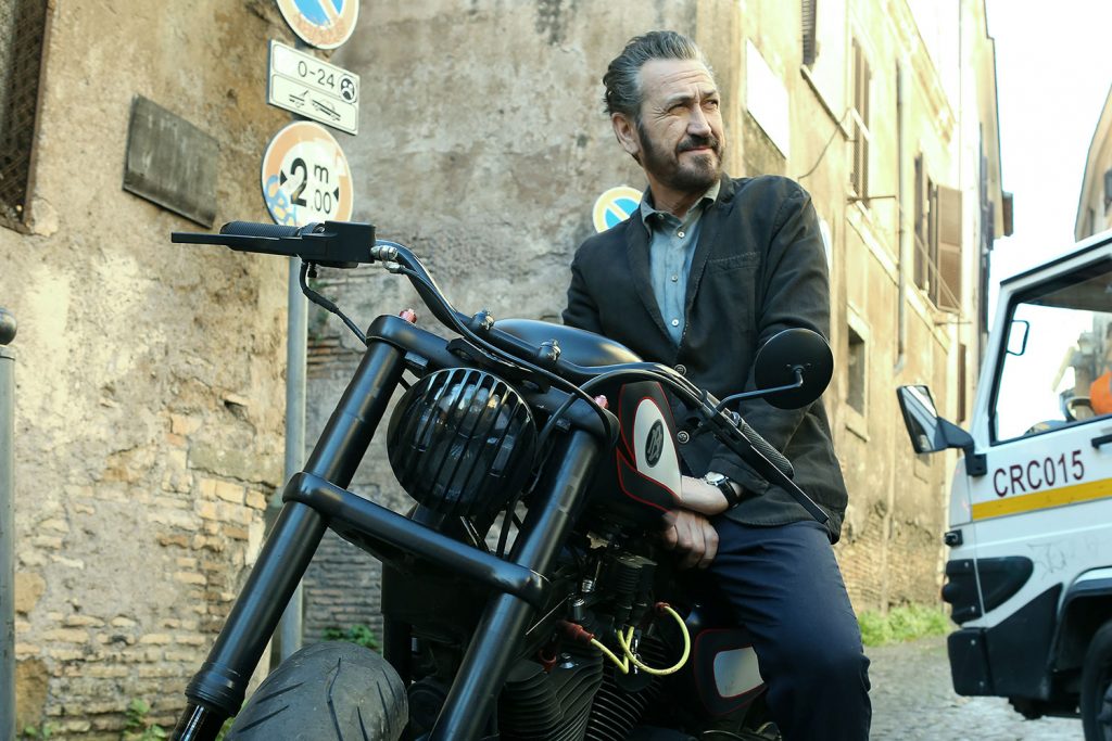 O AMC estreia ‘Rocco’, um thriller policial inspirado nos romances de Antonio Manzini