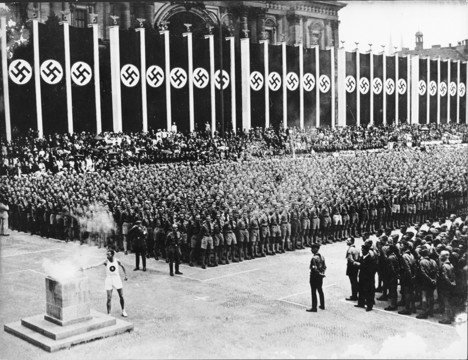 CANAL HISTÓRIA ESTREIA “OS JOGOS DE HITLER. BERLIM 1936”