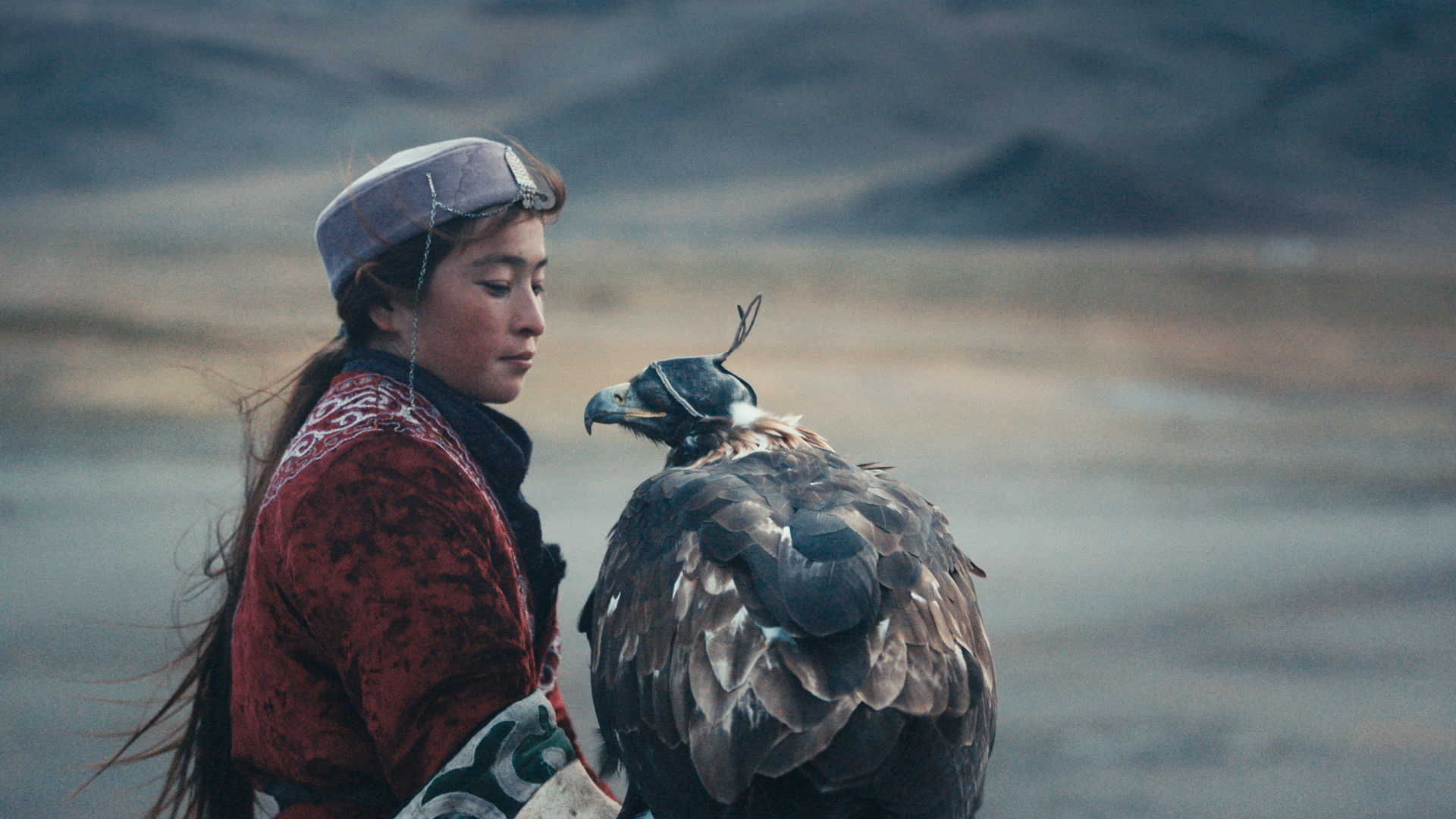 Odisseia a estreia exclusiva dos documentários “A que Caça com Águias” e “Mongólia, O Vale dos Ursos”